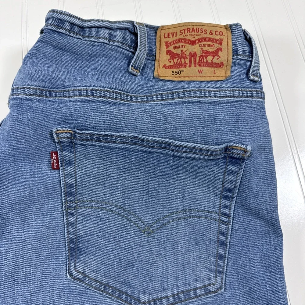 Levi's 550 Jeans Men's Size W44xL30 Blue Straight Leg MidRise MediumWash 5Pocket